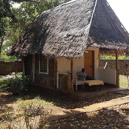 Shimoni Gardens Cottages Luaran gambar